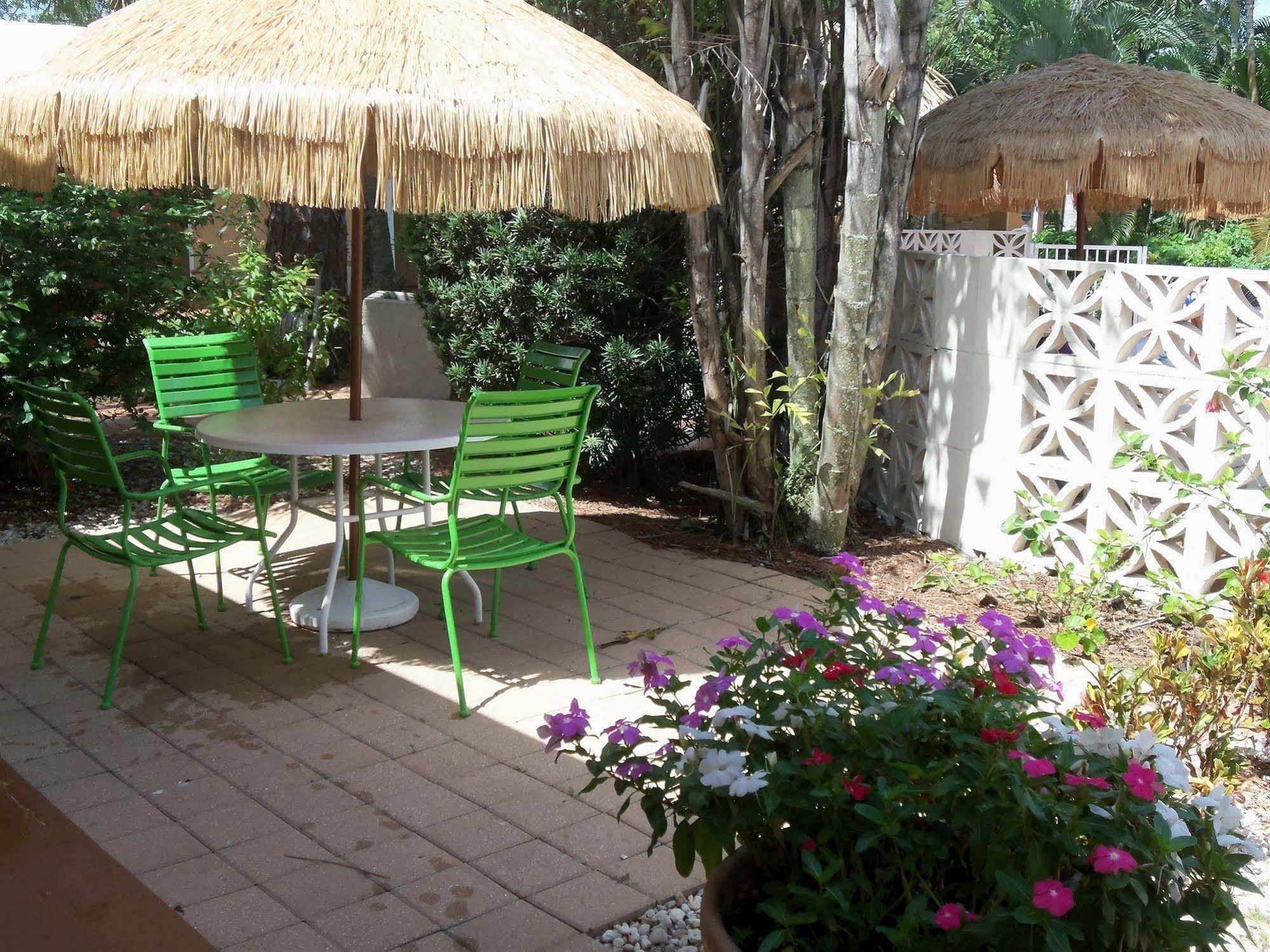The Fairways Inn Of Naples Exterior photo